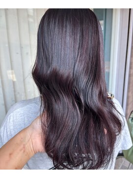 リノ(Lino) ヴァイオレットカラー×艶髪ロングスタイル