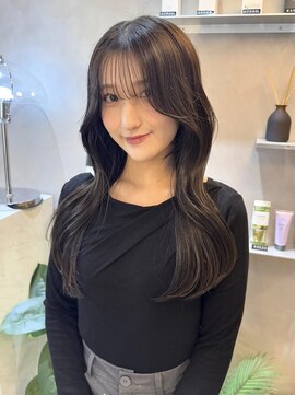 ジーナ 天神(Zina) 韓国ヘア/レイヤーカット/顔周りカット/グレージュカラー