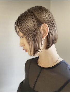 アース 栄店(HAIR&MAKE EARTH) earthショートレイヤーボブミルクティー丸みショートボブ
