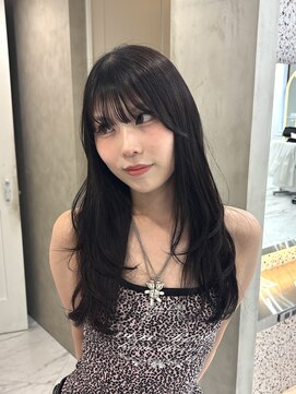 アイユー(ii+U) レイヤーカット　韓国ヘア　顔まわりカット