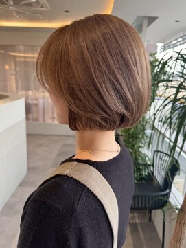 桑名ロングレイヤーカットハッシュカット透明感カラー重めロング