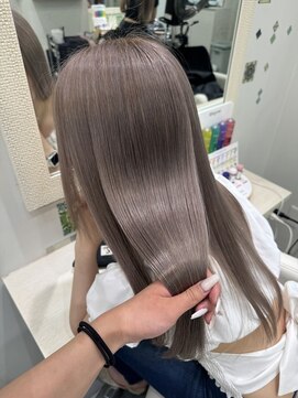 ラピス 池袋(Lapis) ホワイトグレージュ☆