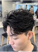 渋谷フェザーパーマメンズマッシュウルフセンターパート