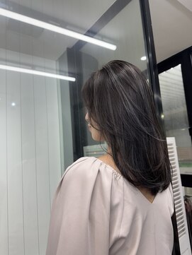 ヘアースマイルクー(HAIR SMILE COEUR) 【COEUR/YUI】馴染ませ ハイライト グレー ♪