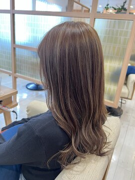 アドラーブル 長岡リップス旭岡店(adorable) 大人可愛い透明感ハイライトグレージュカラー