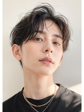 ミラー プラス エヌ(MIRROR+n) 20代30代40代 ほつれセンターパート黒髪ビジネス#24