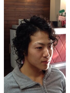 ヘアメイク ボンドオム(hair make bond homme) スパイラルパーマ