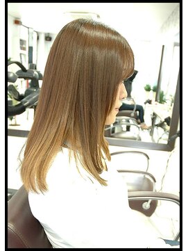 メタ(META) 毛髪再生縮毛矯正(しっとりと滑らかさをてにいれる)