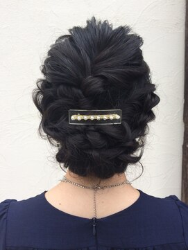 エトランジェ(Etrange) 結婚式お呼ばれセット/ふんわり/編み込みシニヨン