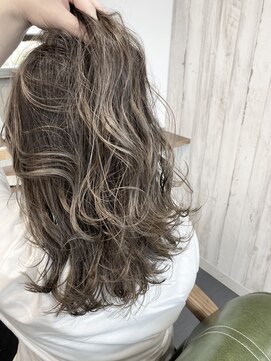 シュクルヘアー(Sucre Hair) エアタッチ＊ハイライト＊鎖骨下ミディアムの段少なめ