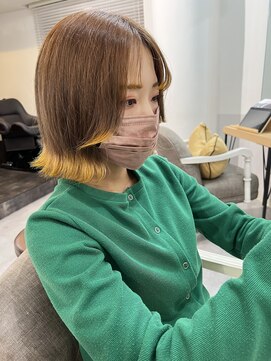 ピヨン 心斎橋(piLLon) デザインカラー×yellow