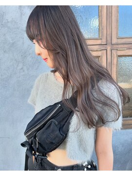 クララデアンシュシュ(Kurara de UN CHOU CHOU) ブリーチ無しのグレージュカラー