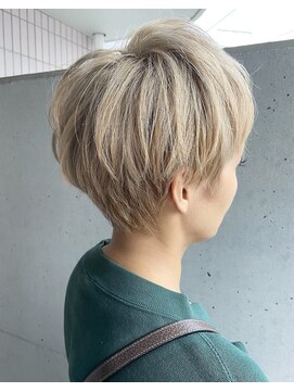 プラスワン 自由が丘(+ONE) 【+ONE 自由が丘】ハイトーンショート