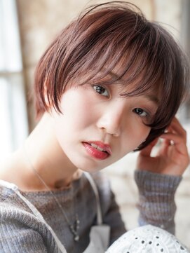 カライング(ing) 大人可愛い20代30代40代黒髪前下がりひし形小顔ボブ丸みショート