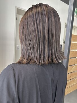 白髪ぼかし/ハイライト/髪質改善/レイヤーカット/天王寺/阿倍野