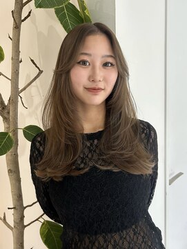 ヨロ 小岩(YOLO) レイヤーカットウルフワンホンヘア韓国ヘア艶カラー