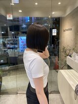 スーリール 室見店(Sourire)&nbsp;切りっぱなしボブ　オリーブカラー