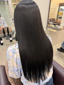 オフ(off)の写真/【自然な質感の縮毛矯正×髪質改善】髪に優しい高品質な薬剤を使用し髪の状態に合わせて丁寧に施術します◎