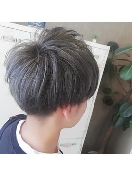 アグ ヘアー ビオラ 弘前駅前店(Agu hair viola) シルバー　グレイアッシュ
