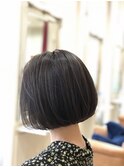 大人女子バイオレットアッシュラウンドミニボブ