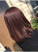 ディープワインレッド