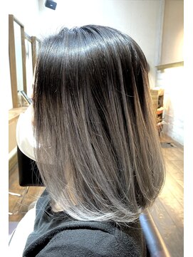 ノーチラスヘア(nautilus hair) 憧れだったシルバーな人