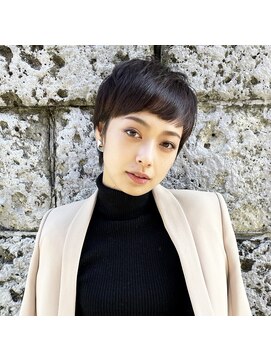 ラナ 渋谷(Lana) 【Chill】小顔になる大人かわいいピンクベージュクールショート