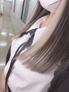 ブランシスヘアー(Bulansis Hair) プルエクでインナーカラー