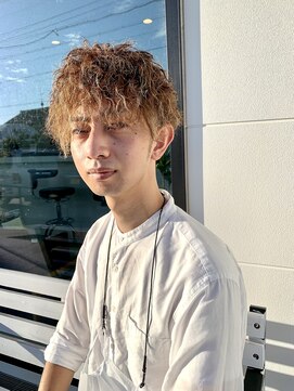 レガーレ(Legare) ツーブロスウィングマッシュ ツイストスパイラルパーマ