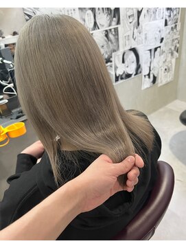 ヲタクに美容室は難しい。 ミルクティーカラー