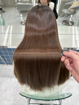 ロンドルーチェ 心斎橋(Lond luce) ダークアッシュ/ミディアムレイヤーカット［髪質改善/縮毛矯正］