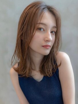 イオ 本厚木(io) 20代30代大人かわいいベージュカラー前髪レイヤーカットくびれ