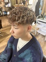 ルード(mens hair salon Rude) スペインカール、メッシュ、スキンフェード