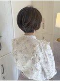 オリーブベージュ