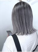 【大人スタイル】ホワイトバレイヤージュ×ブリーチ２回