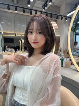 ロンドメリア 天神大名店(Lond Melia) レイヤーカット小顔に見せるヘア/韓国ヘア/髪質改善/福岡/博多
