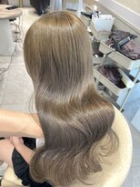 ジーナ 渋谷神南(Zina)&nbsp;ブリーチなしで出来る赤みのないオリーブベージュ"Shion"