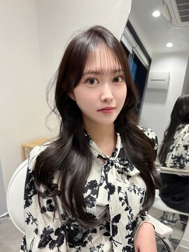 ラクシア(LucxiA) 韓国ヘア/レイヤーカット/顔まわりカット/Instagram @ken__gucci