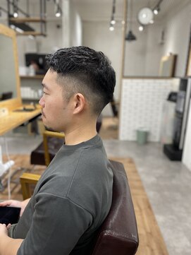 クーシ(kuusi) スキンフェード【高円寺/東高円寺/新高円寺】