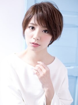 エイチバイシオミエイチ 神戸三宮(H by shiomi H) 斜めバング×コンパクトショート