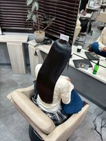 シシ 新宿(She 2.)&nbsp;黒髪ロング/ストレートロング/髪質改善/ツヤ髪/韓国風ヘア/美髪
