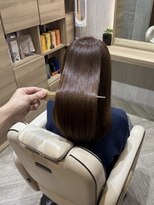 ヒルズ(Hills)&nbsp;広がり・うねりを抑える髪質改善ストレート