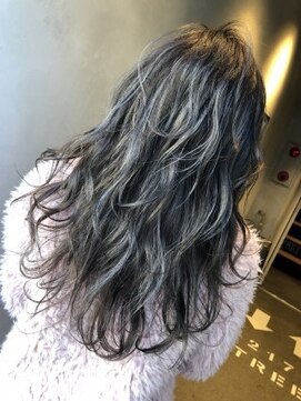 ジーナ(XENA) メッシュinグレージュ