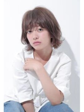 ソワンドゥブレス 瓜破店(soin de brace) ひし形フォルムは似合わせカットで