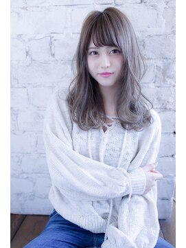 ライリー(riley) riley大人かわいいゆるふわ愛され透明感アッシュカラー