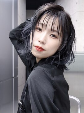 キラキラ(KIRAKIRA) ストリートミディ　外ハネボブ　ネオウルフ