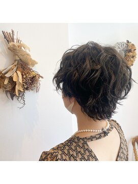 リム(LIM) ショートヘアアレンジ