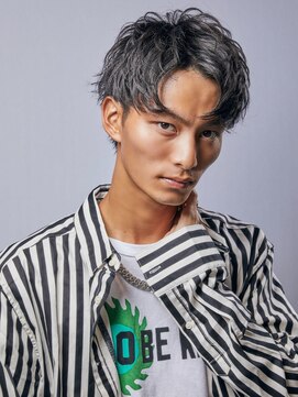 ゴールド 渋谷本店(GOALD) コンマ風束感マッシュ センターパート 波巻きスパイラルパーマ