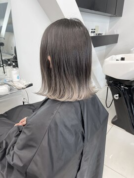 アライブ キチジョウジ(ALIVE Kichijoji) ホワイトベージュボブグラデーションカラー