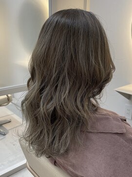 シダ(sida SAIIN) 【西村】グラデーション×ハイライト ベージュ